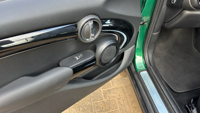 MINI Hatchback 1.5 Cooper Classic II 5dr Petrol Hatchback